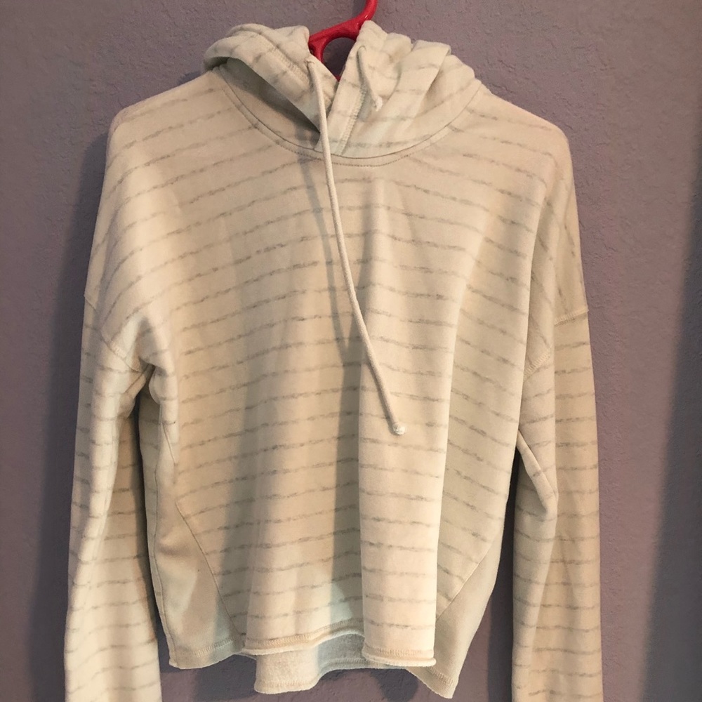 Abercrombie and Fitch cropped hoodie